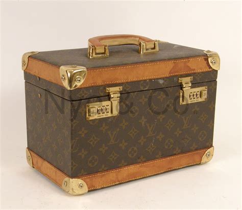 cheap louis vuitton makeup case|louis vuitton makeup bag vintage.